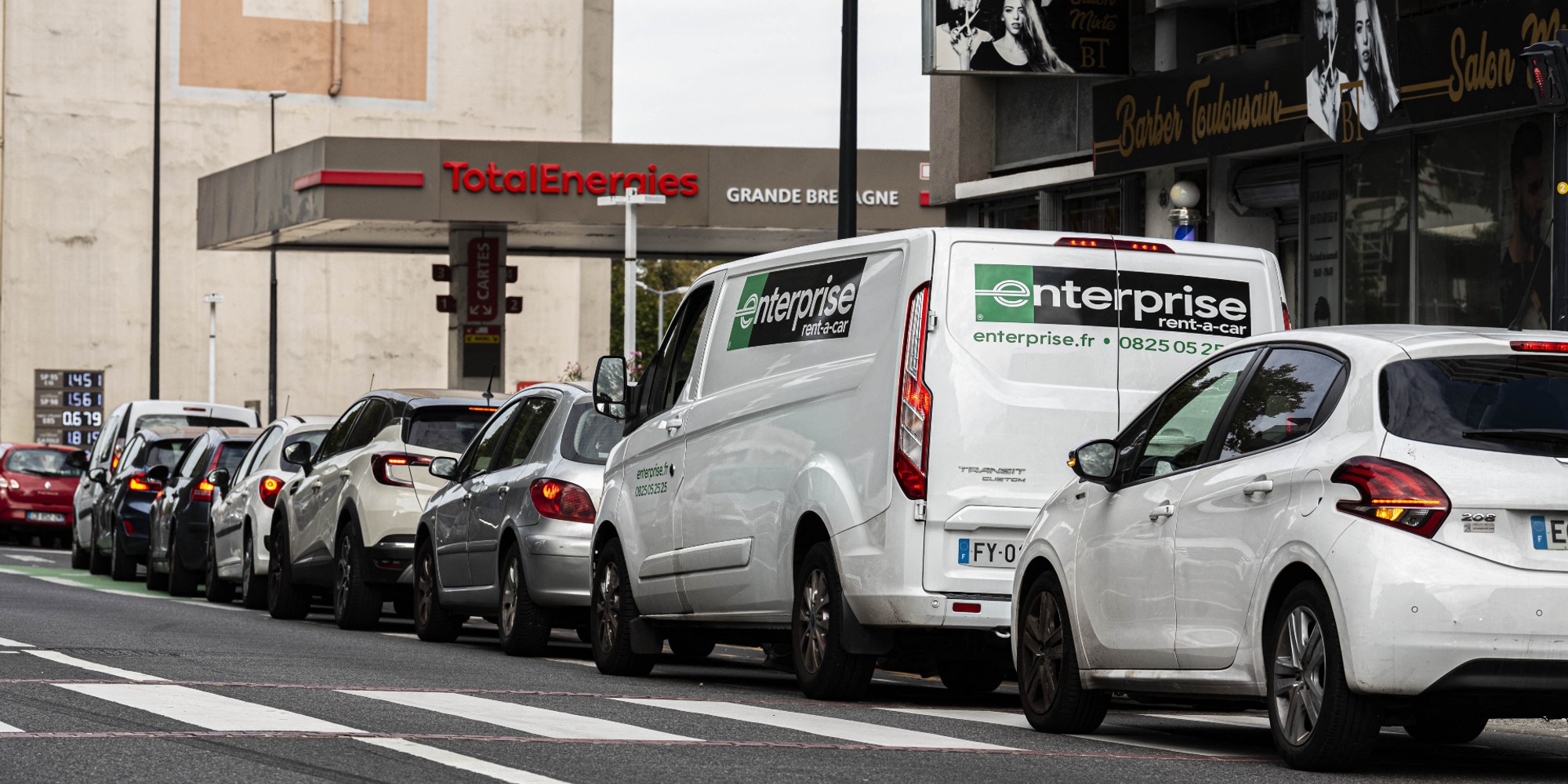 Penurie Carburant Total Pénurie de carburant : timides améliorations à la pompe, des accords en