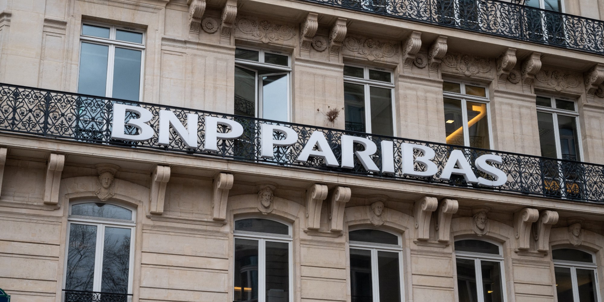 Pétrole, gaz BNP Paribas veut diviser par cinq ses financements d