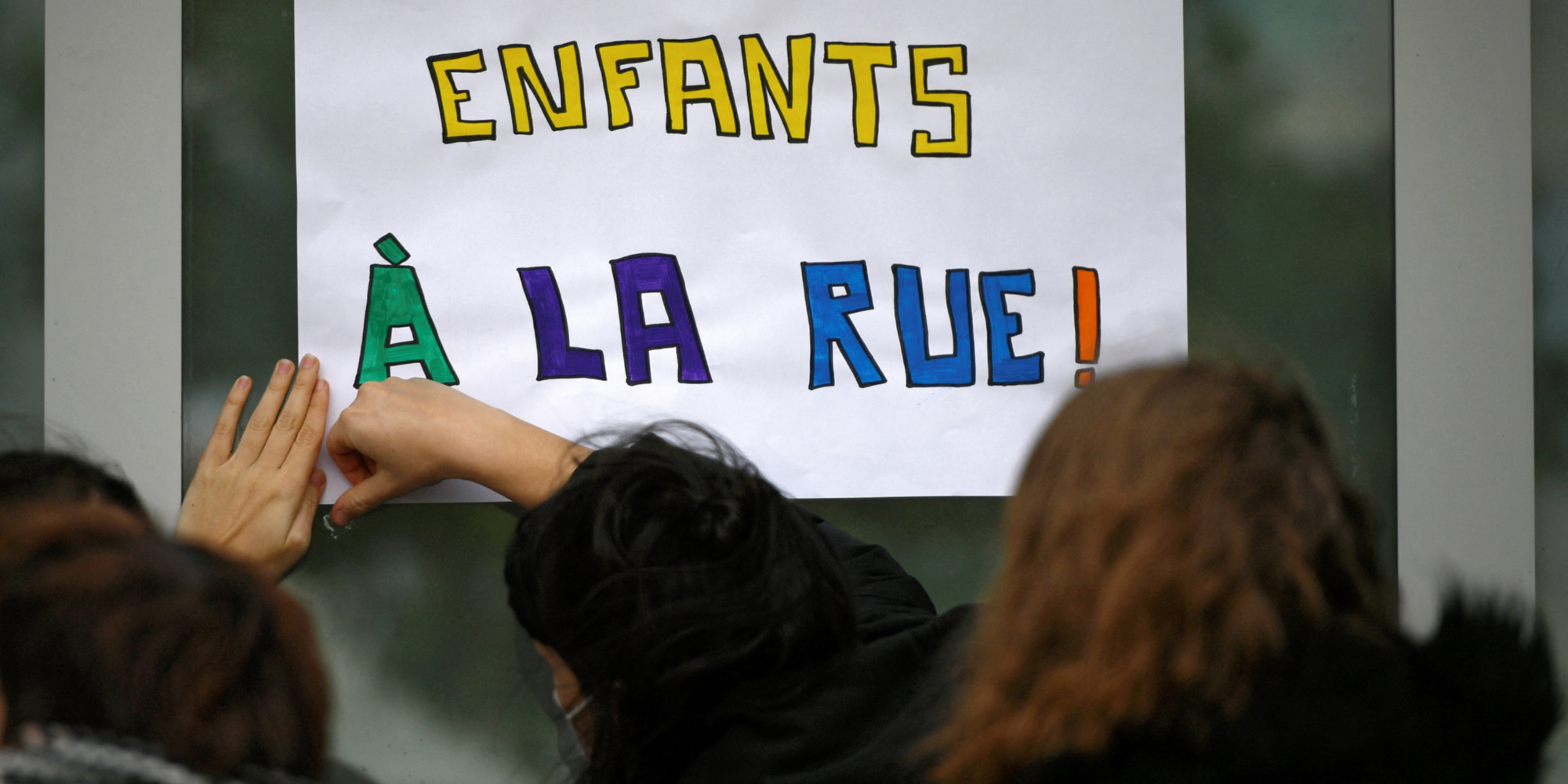 Plus de 42.000 enfants sont sans abri en France, selon un nouveau rapport de l'Unicef