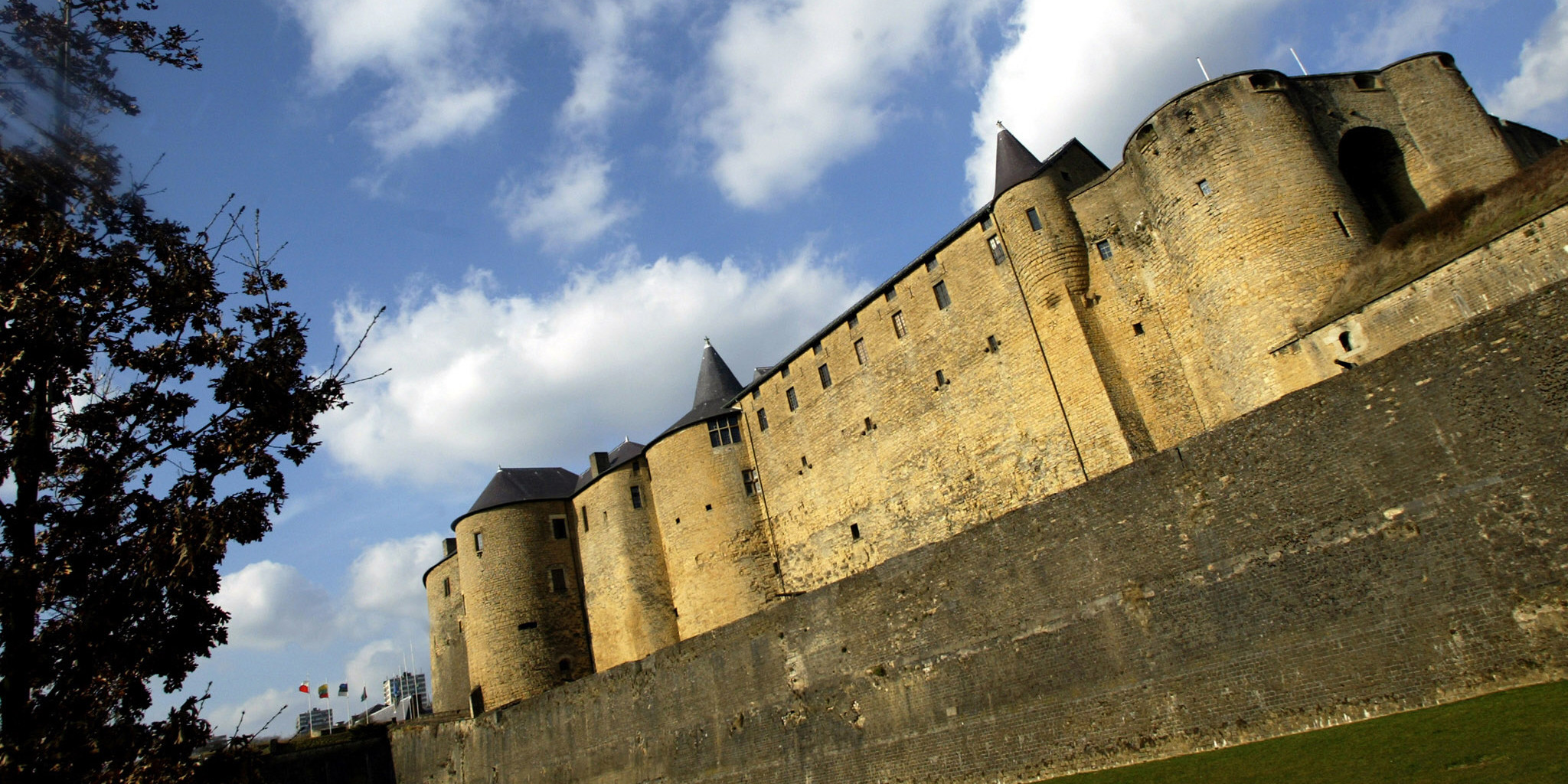 Poesie Et Chateau Fort Les Tresors Caches A Decouvrir Dans Les Ardennes