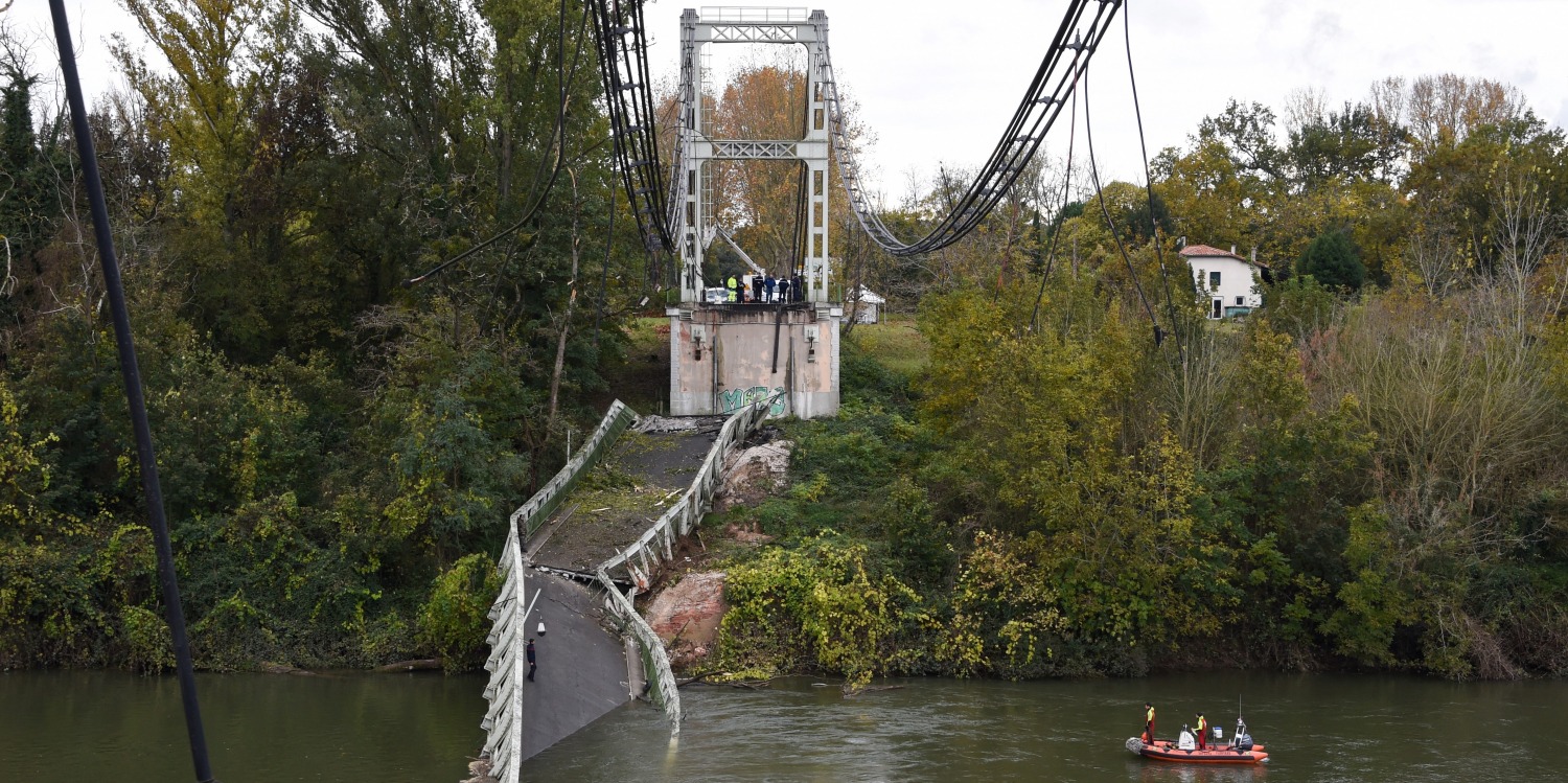 Bridge Collapsed Mirepoix Sur Tarn Will Help The Families Of