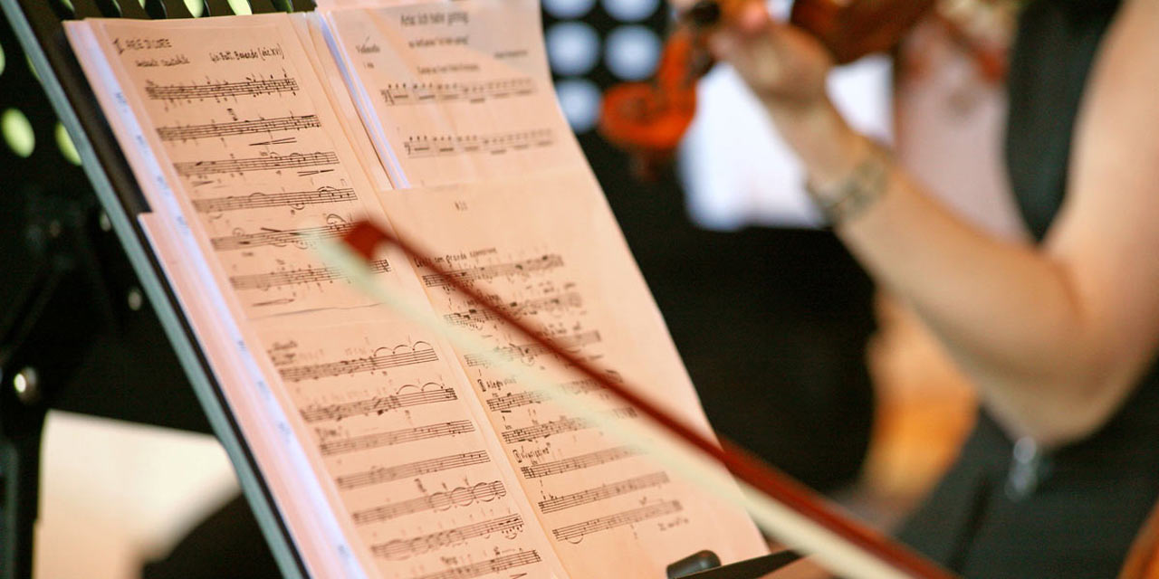 Pourquoi Ecouter De La Musique Triste Nous Rend Heureux Pourquoi Ecouter De La Musique Triste Nous Rend Heureux