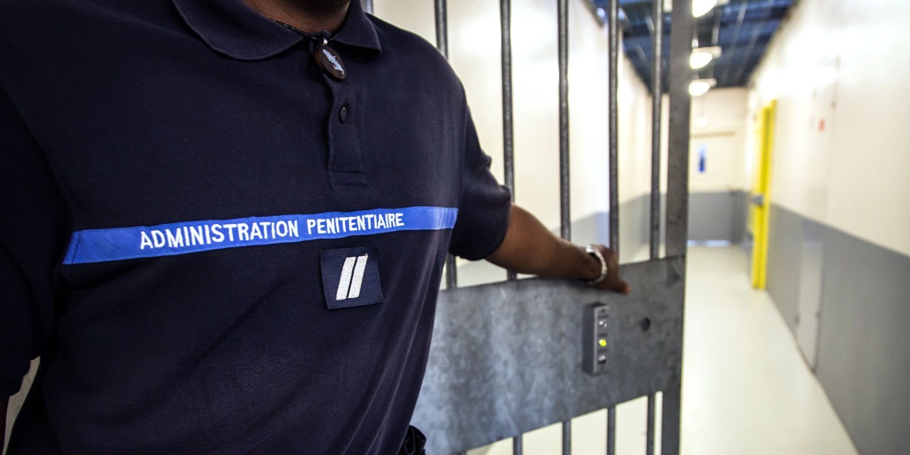 Quand l'art entre en prison : une exposition pour permettre aux détenus