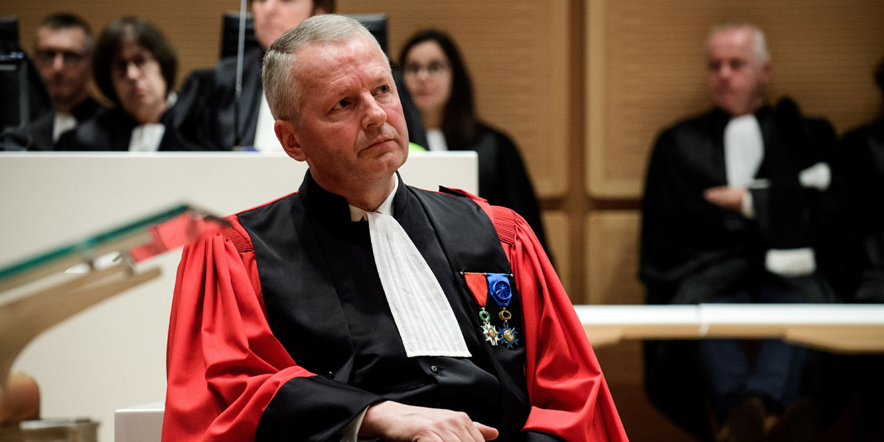 Quand le procureur de Paris en personne requiert aux comparutions ...