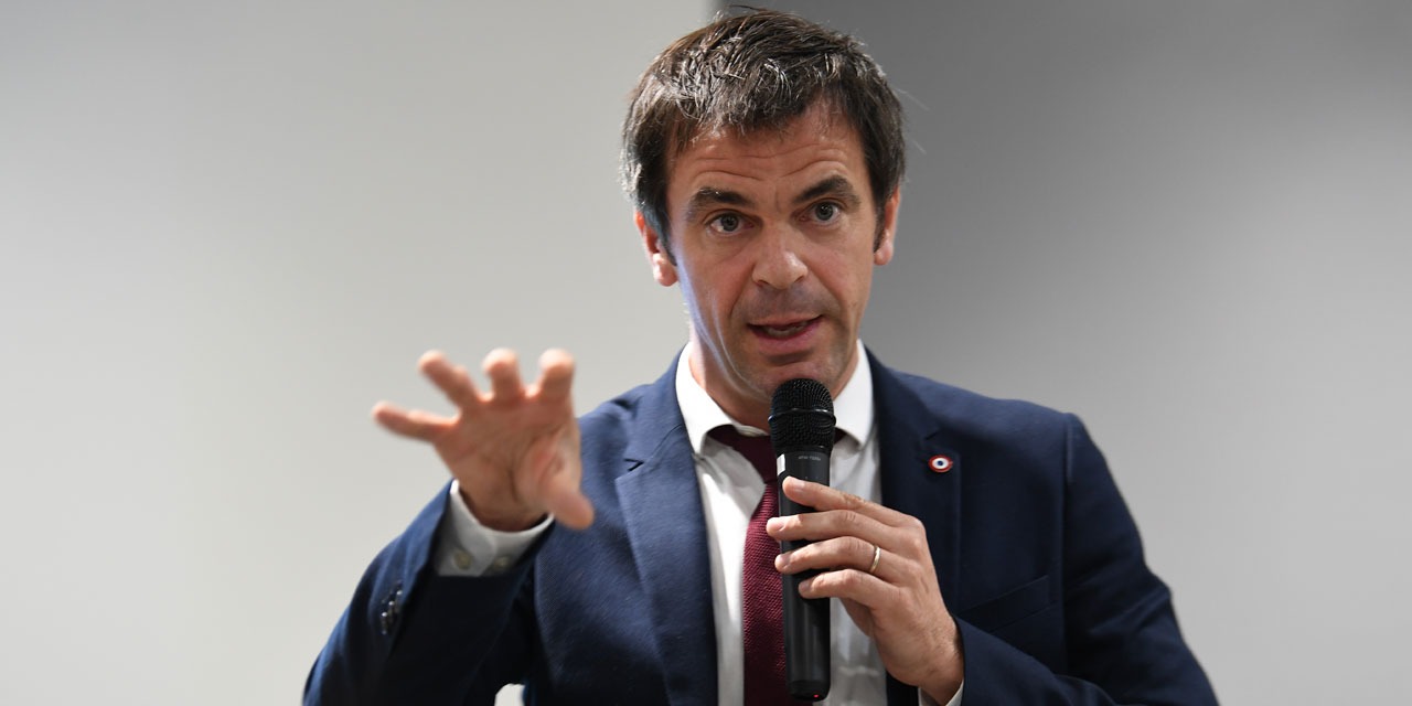 Que pense le personnel hospitalier du nouveau ministre de la Santé, Olivier Véran ?