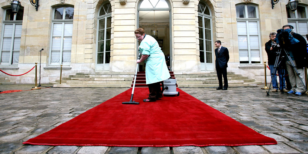 Rassemblement Pour Les Femmes De Chambre A Paris Pres De Matignon
