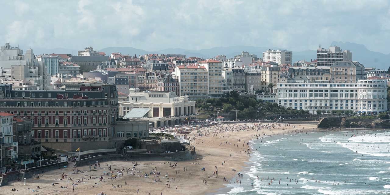 Surf Paquito Petits Chevaux Et Canyons Que Voir Et Faire Au Pays Basque