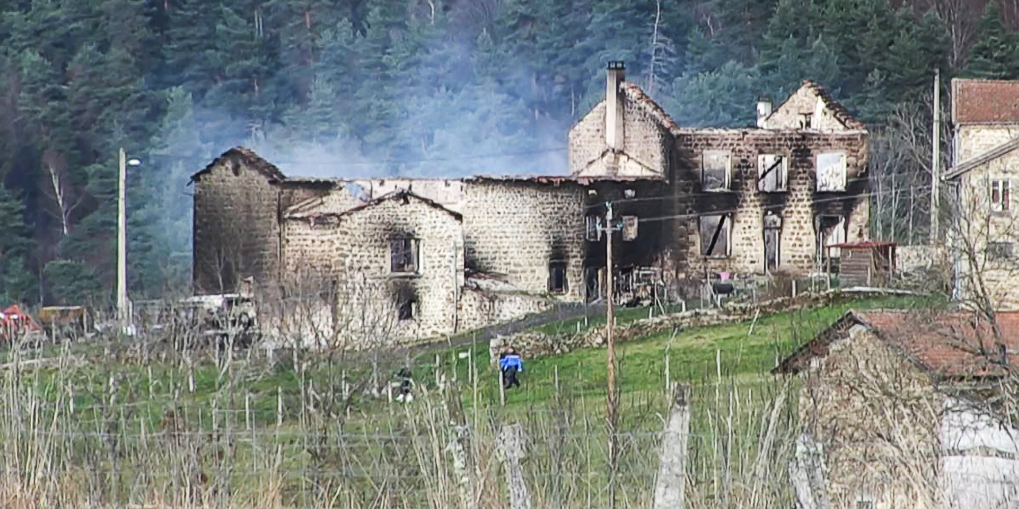 Trois gendarmes tués : qui était le forcené "survivaliste ...