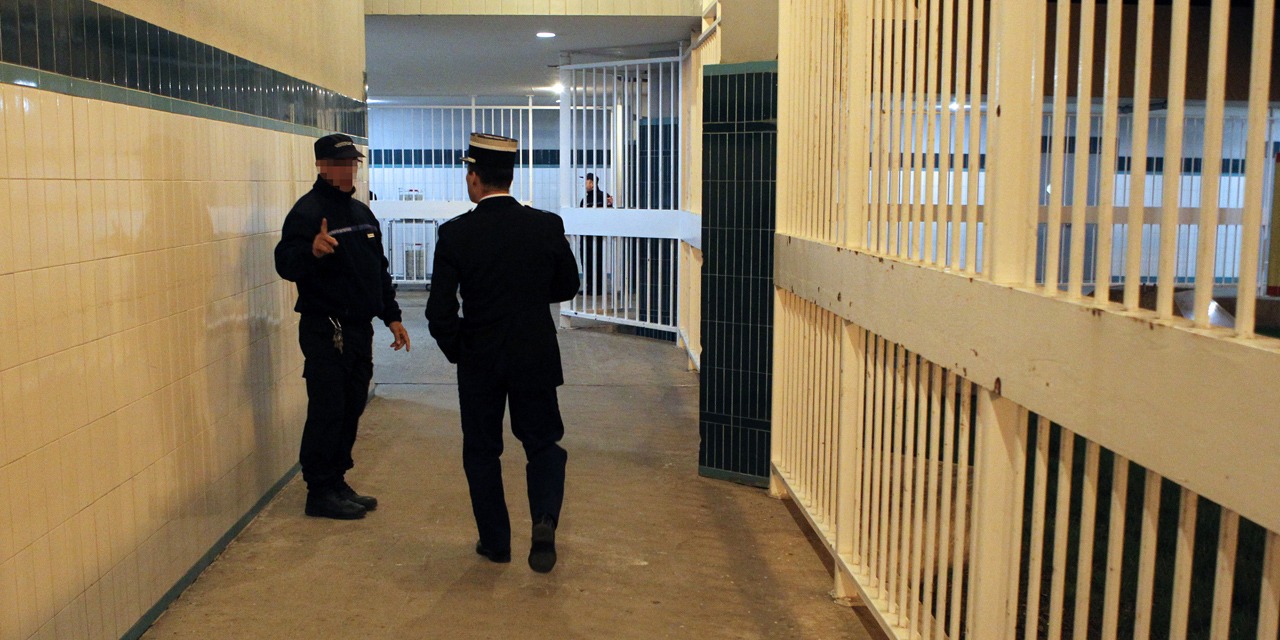 Comment est condamné un détenu du centre de détention de saint-sulpice