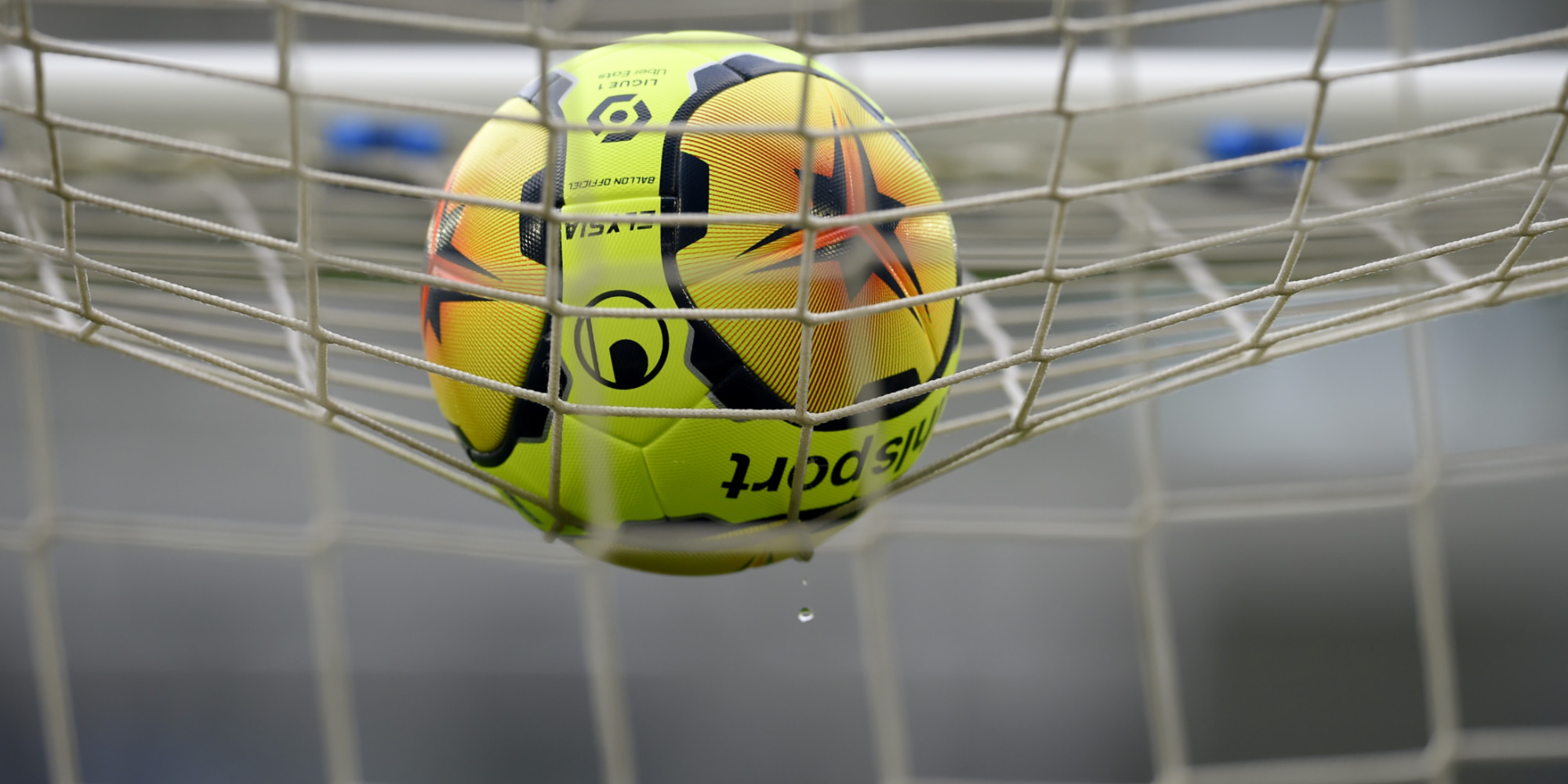 12 clubs européens lancent une "Super League" pour ...