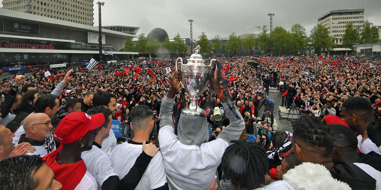 Coupe De France Cheering 30 000 Rennes Fans Welcomed Their Champions Teller Report