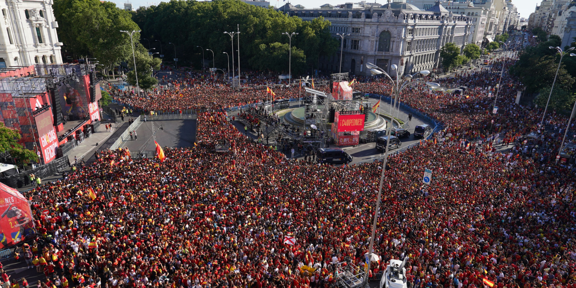 grande journée de célébration à Madrid autour des héros espagnols grande journée de célébration à Madrid autour des héros espagnols