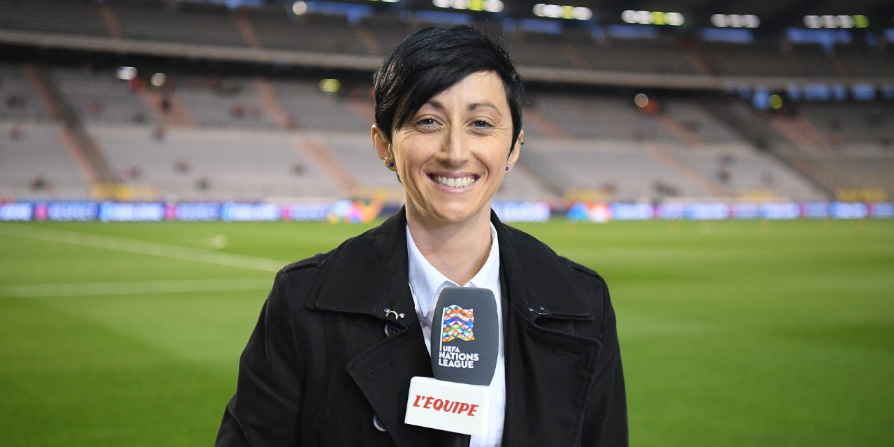 Football  des femmes au micro, le parcours des combattantes