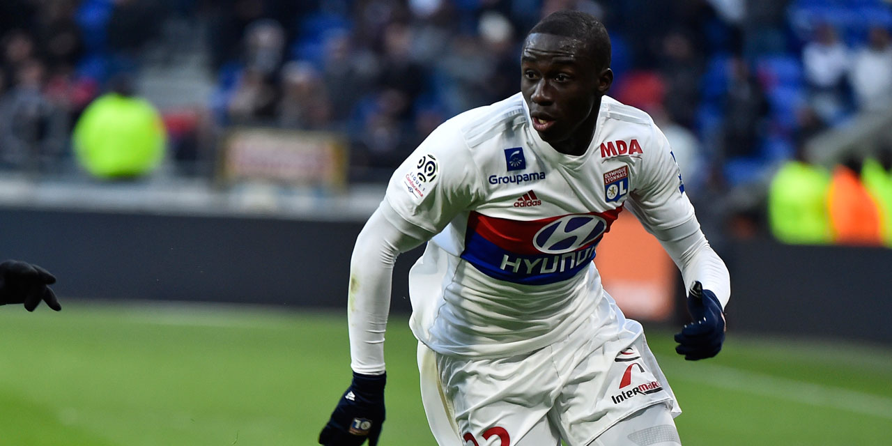 Football : Ferland Mendy transféré de Lyon au Real Madrid pour 48 millions  d'euros