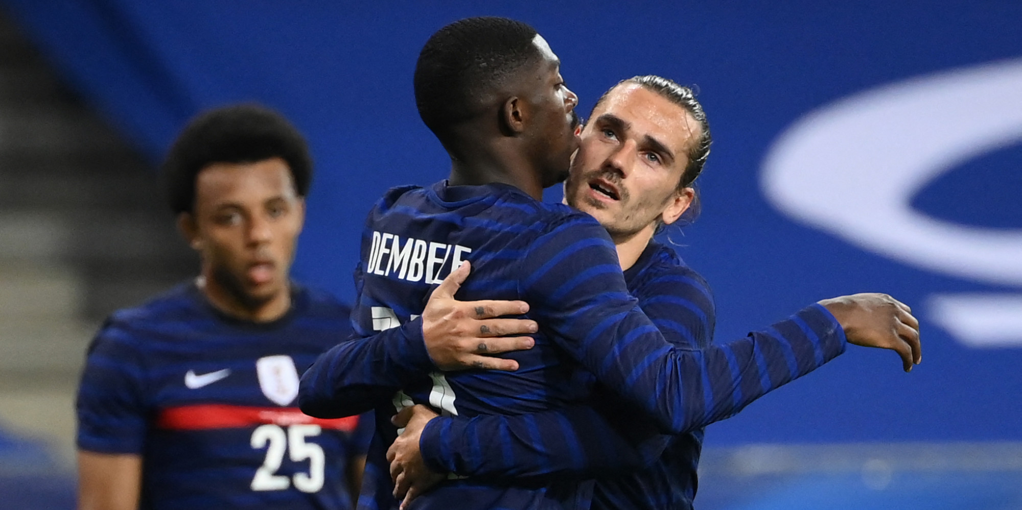 images Benzema Griezmann Dembele https www europe1 fr sport football ousmane dembele et antoine griezmann sexcusent apres des accusations de racisme 4056243