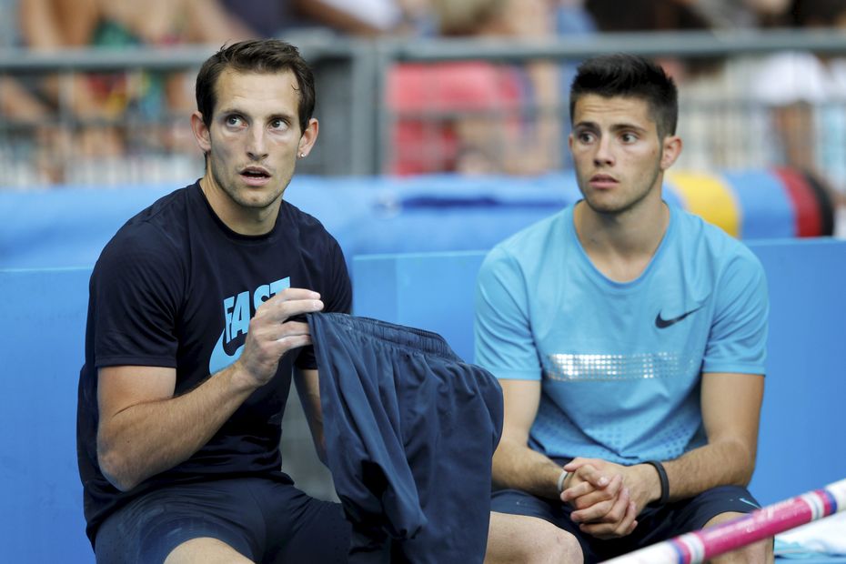 Lavillenie Perches De Pere En Fils