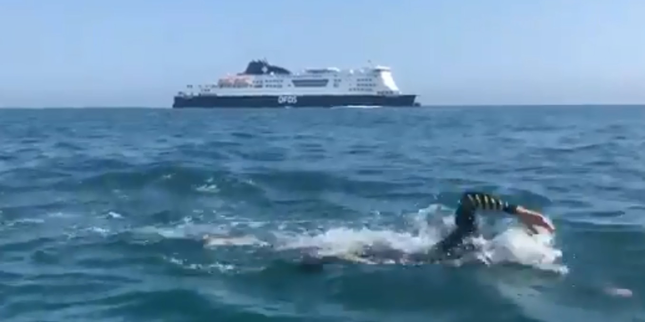 images Arthur Germain Manche la manche a la nage