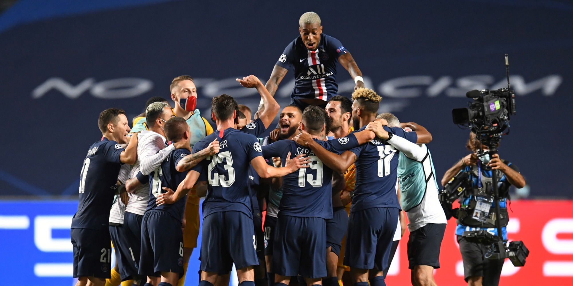Liesse à Paris après la victoire du PSG 36 interpellations