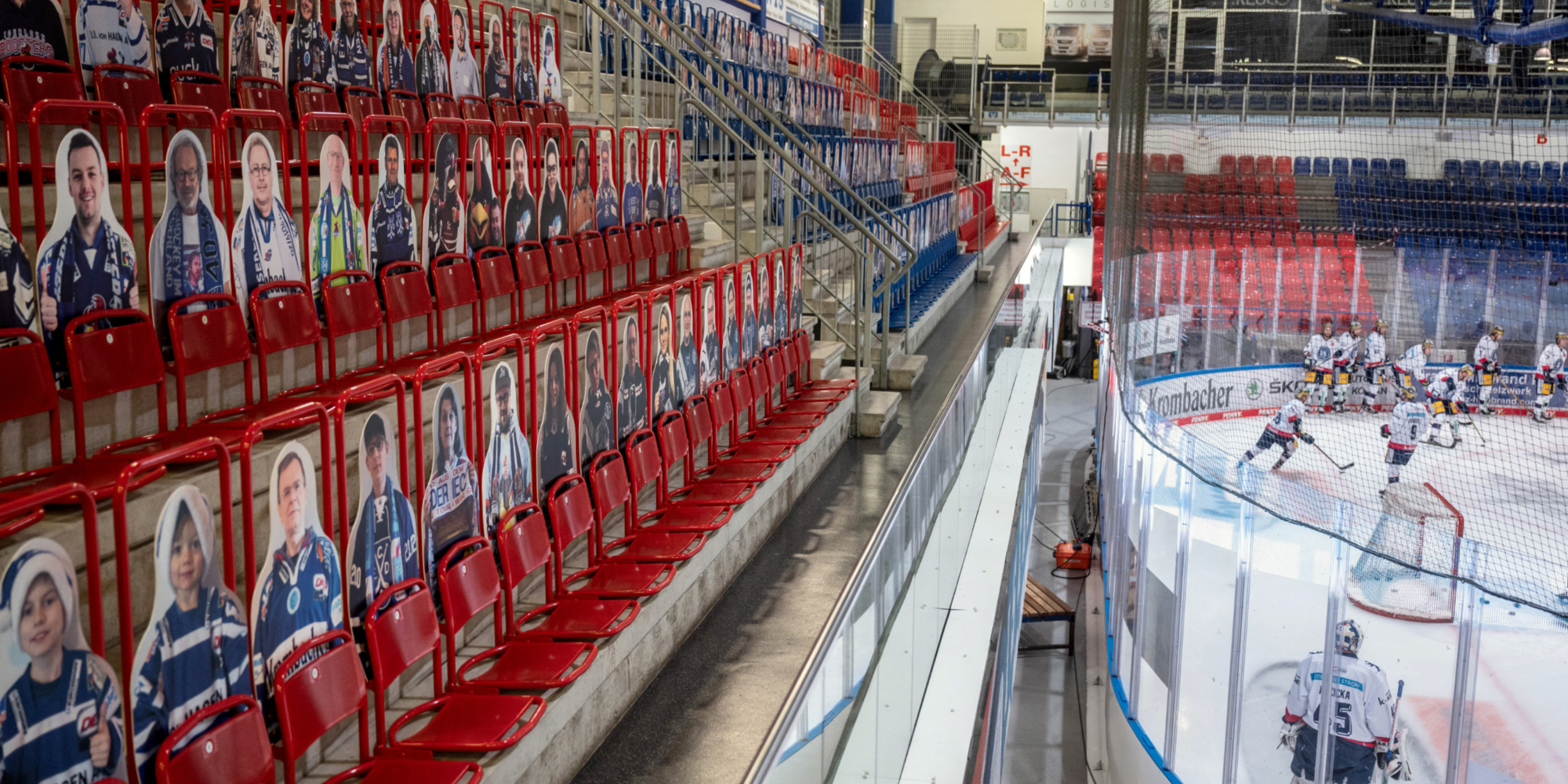 Mondial de hockey sur glace féminin dernières de leur groupe, les