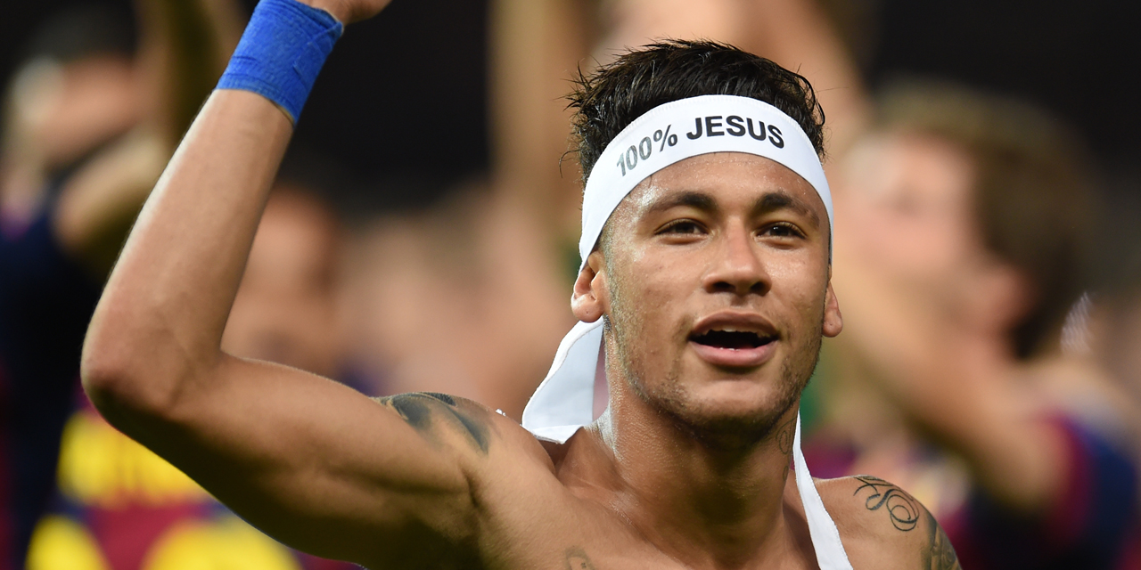 Neymar et son bandeau "100% Jesus"