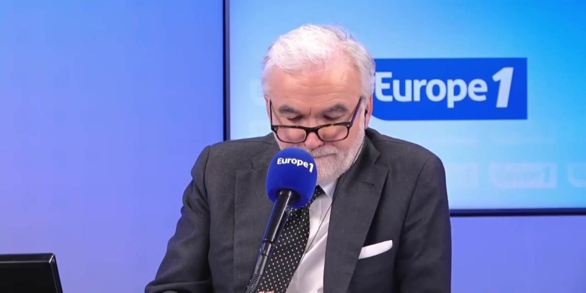 Pascal Chasseur Pascal Praud et vous - Football : «On a l'un des pires Euro du siècle ...