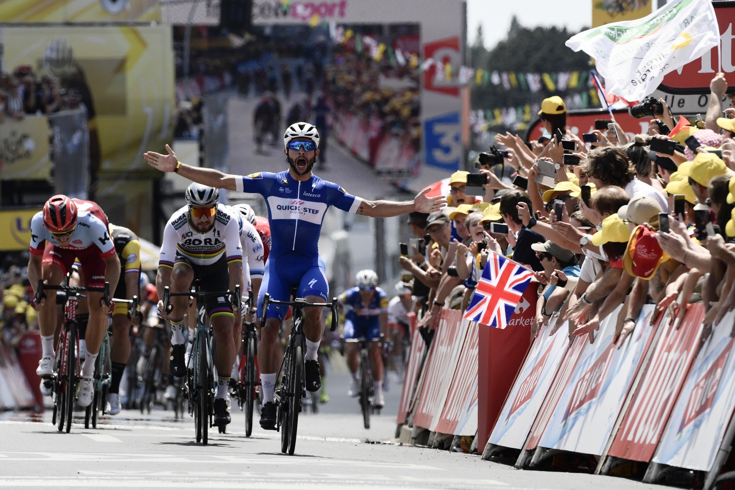 Etape Tour De France Samedi 9 Juillet Tour de France : Gaviria remporte la première étape au sprint