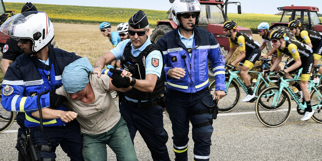 Depart Tour De France Homme 24 Juillet Tour de France : la course arrêtée quelques minutes après une