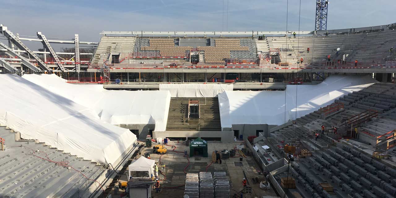 travaux de roland garros la course contre la montre a trois mois du tournoi