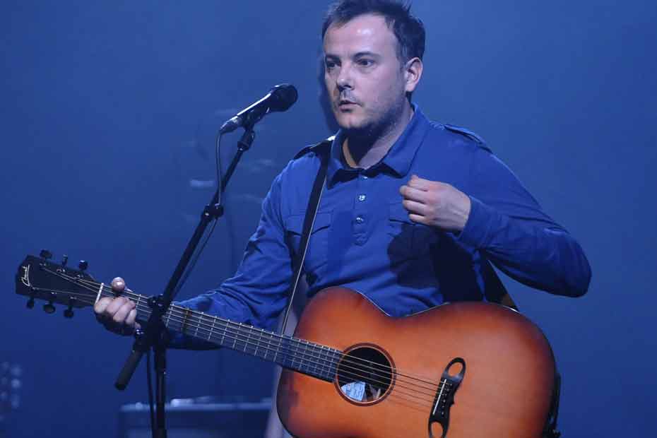 Video C Pas Grave Mickey 3d Chante Pour Les Bleus