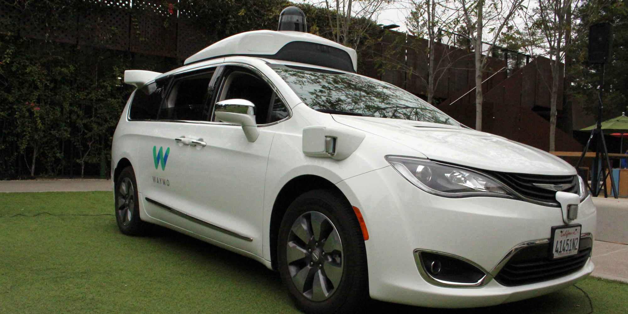 Dans L Arizona On Teste Deja Les Taxis Sans Chauffeur